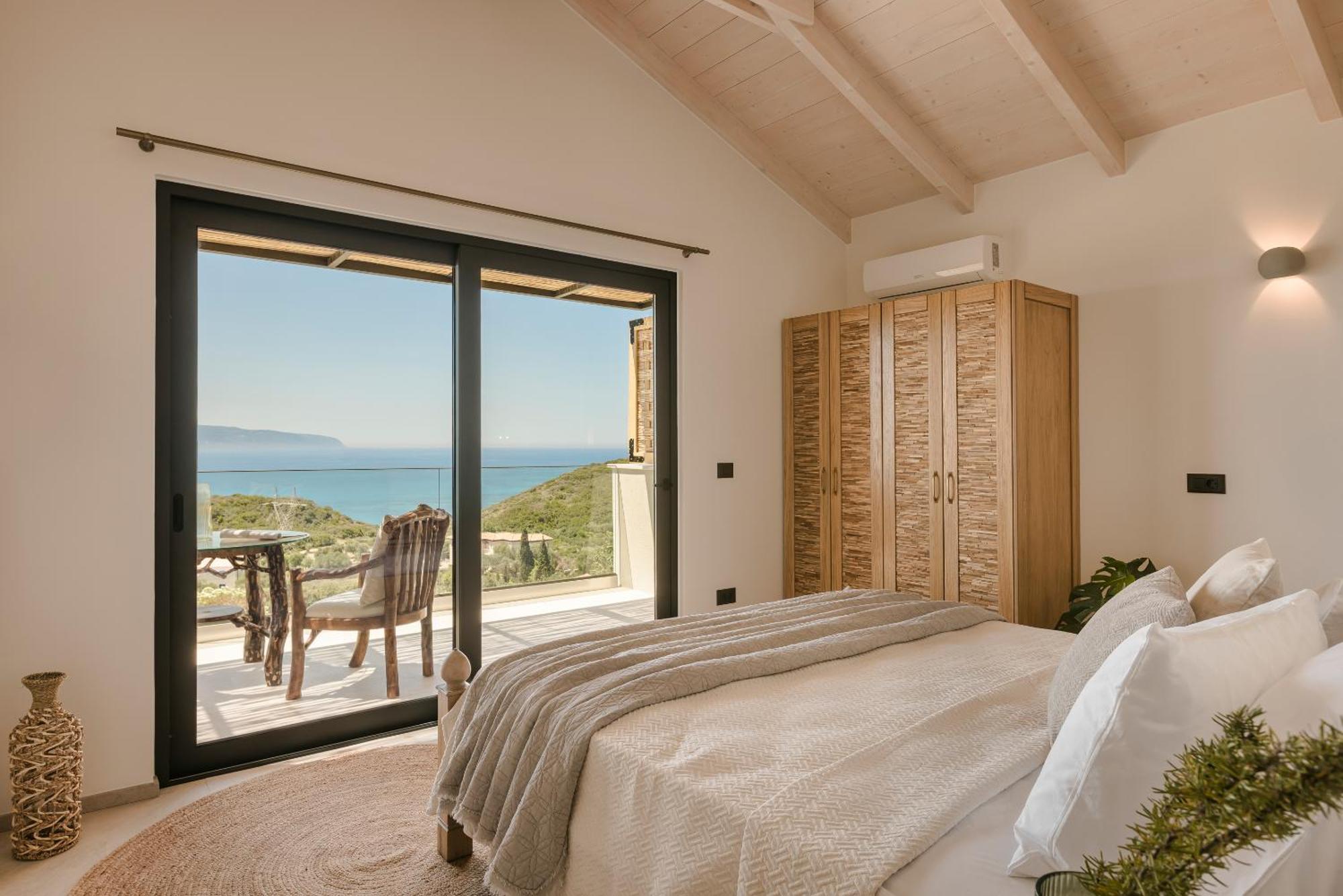 Hilaritas Luxury Suites Sea View, Private Pool & Jacuzzi Paradise Ratzaklíon Dış mekan fotoğraf