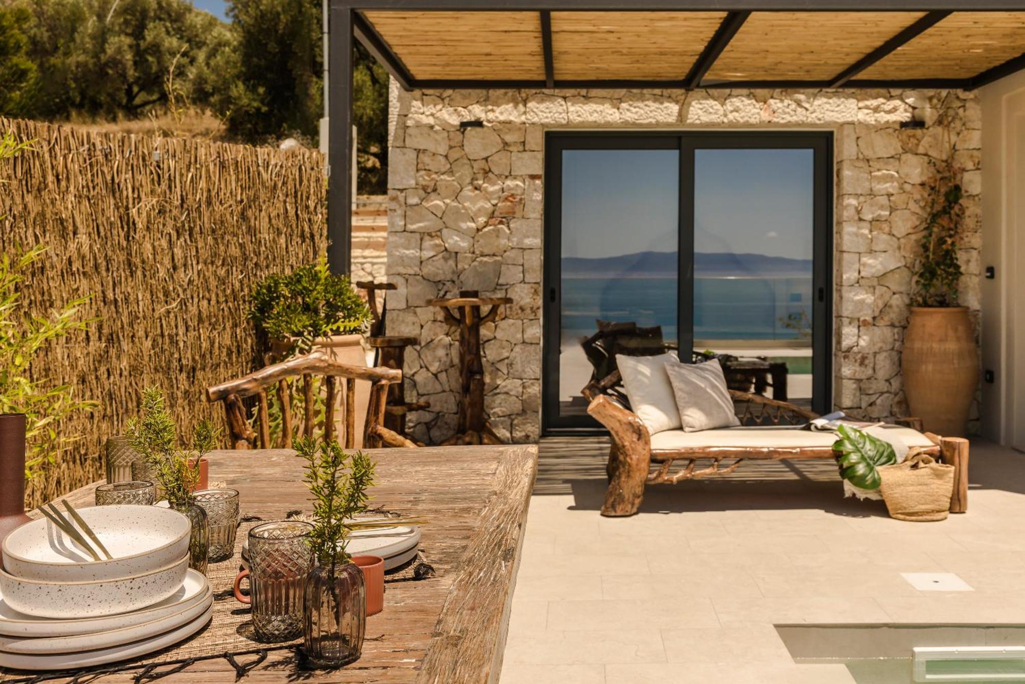 Hilaritas Luxury Suites Sea View, Private Pool & Jacuzzi Paradise Ratzaklíon Dış mekan fotoğraf