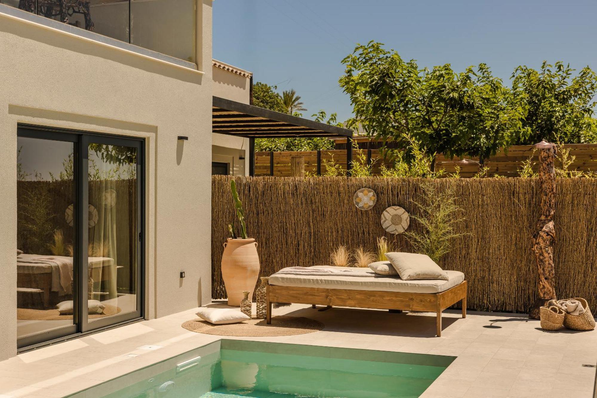 Hilaritas Luxury Suites Sea View, Private Pool & Jacuzzi Paradise Ratzaklíon Dış mekan fotoğraf